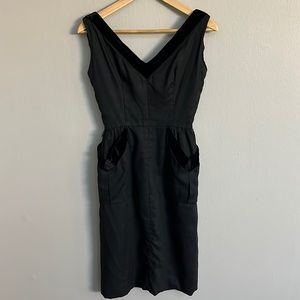 Vintage 1950s black linen and velvet wiggle dress. Size S/XS
